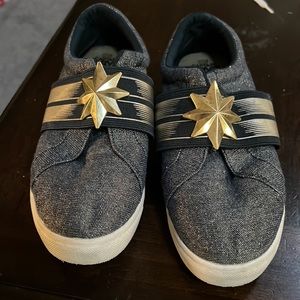 Captain marvel shoes size 3